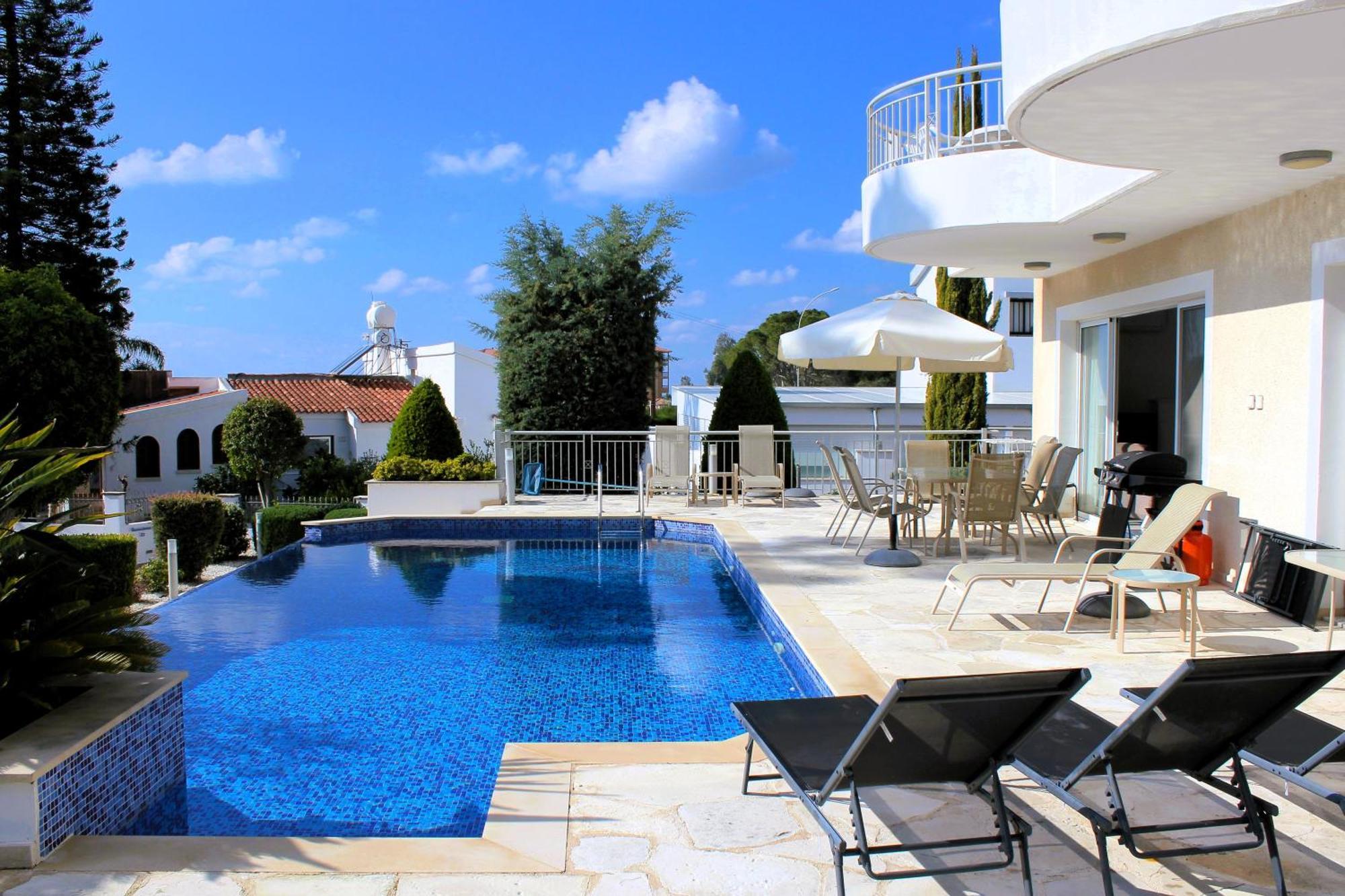 Coral Blue Bay Villa Coral Bay Exterior photo